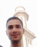 Une photo d’un participant qui veut faire connaissance et se marier